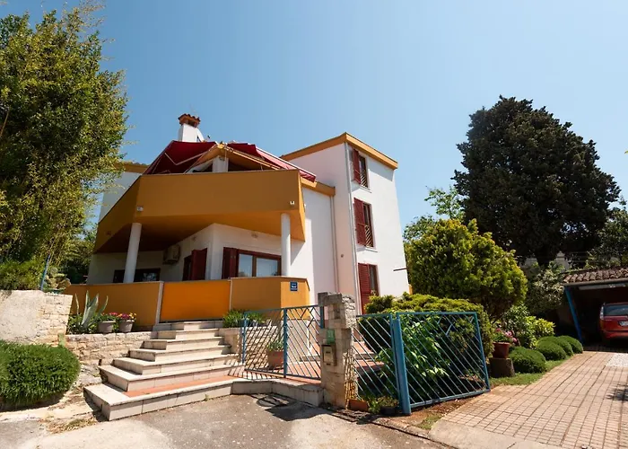 Anna דירה פולה